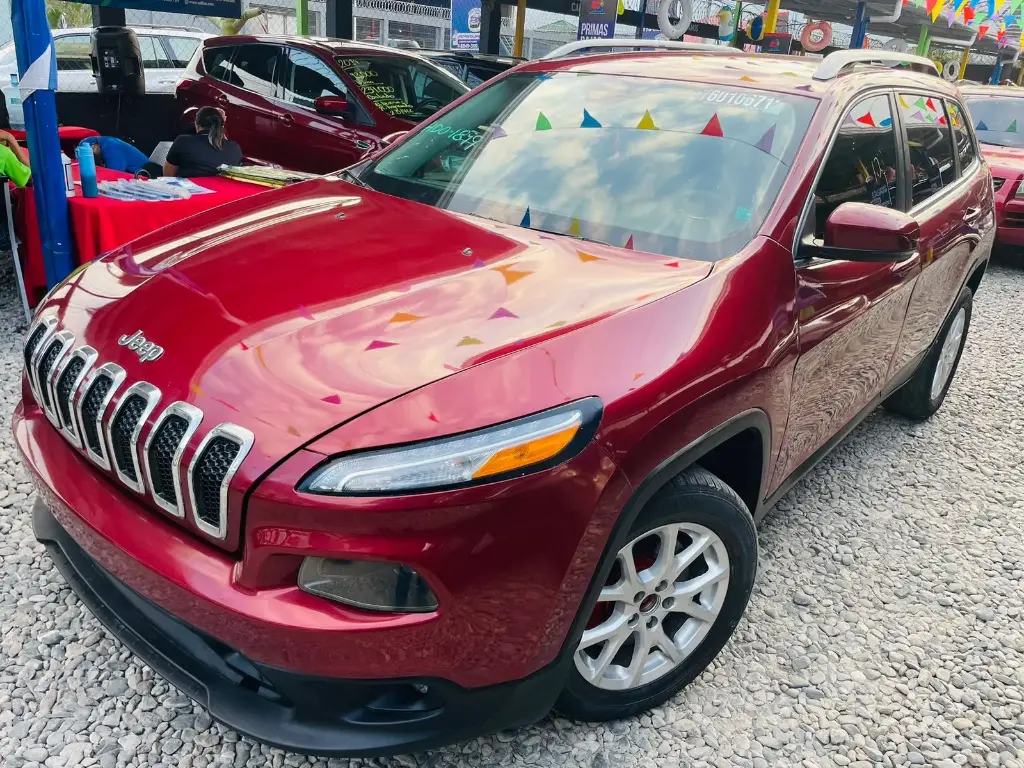 Jeep Cheroke Rojo 2017 Automatico