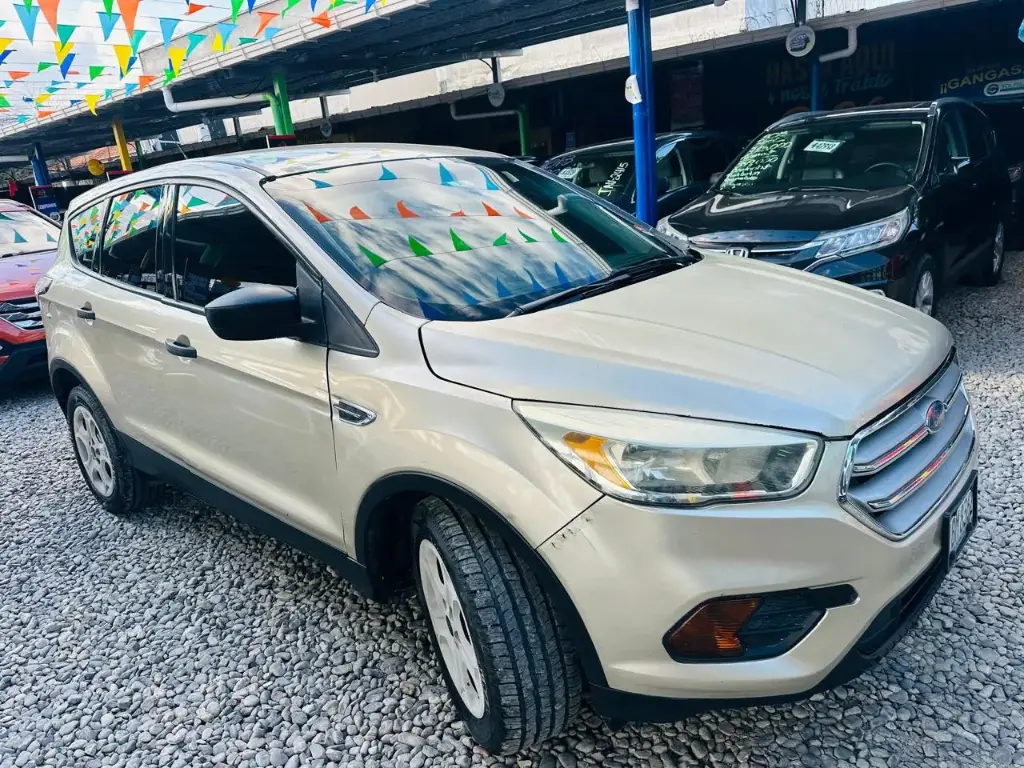 Ford Escape Dorado 2017 automatico