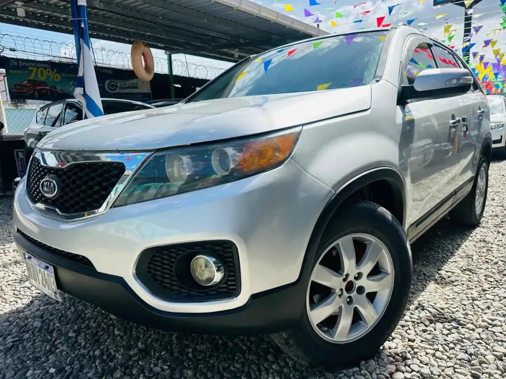 Kia Sorento Plateado 2012 Automatico
