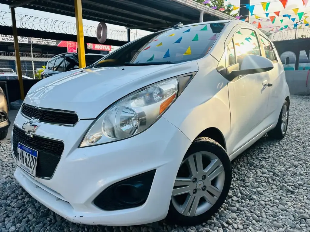 Chevrolet Spark Blanco 2014 Automatico