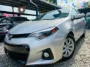 Toyota Corolla Plateado 2016 Automatico
