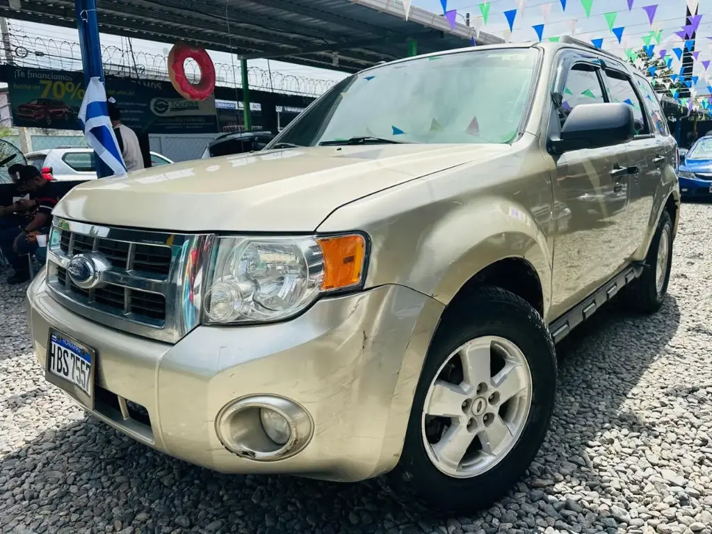 Ford Escape Dorado 2011 Automatico
