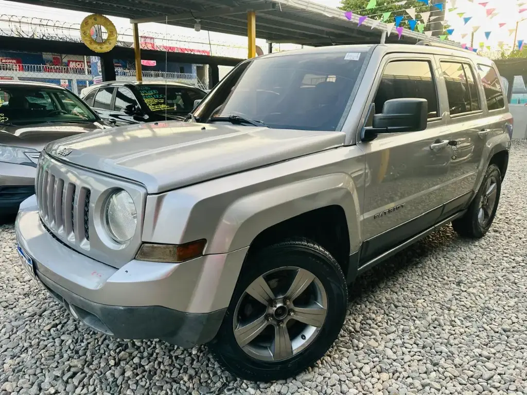 Jeep Patriot Gris 2016 Automatico