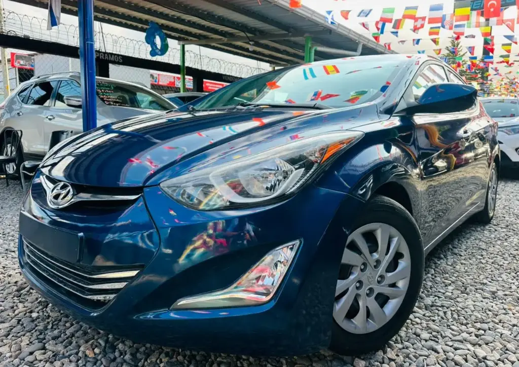 Hyundai Elantra Azul 2015 Automatico