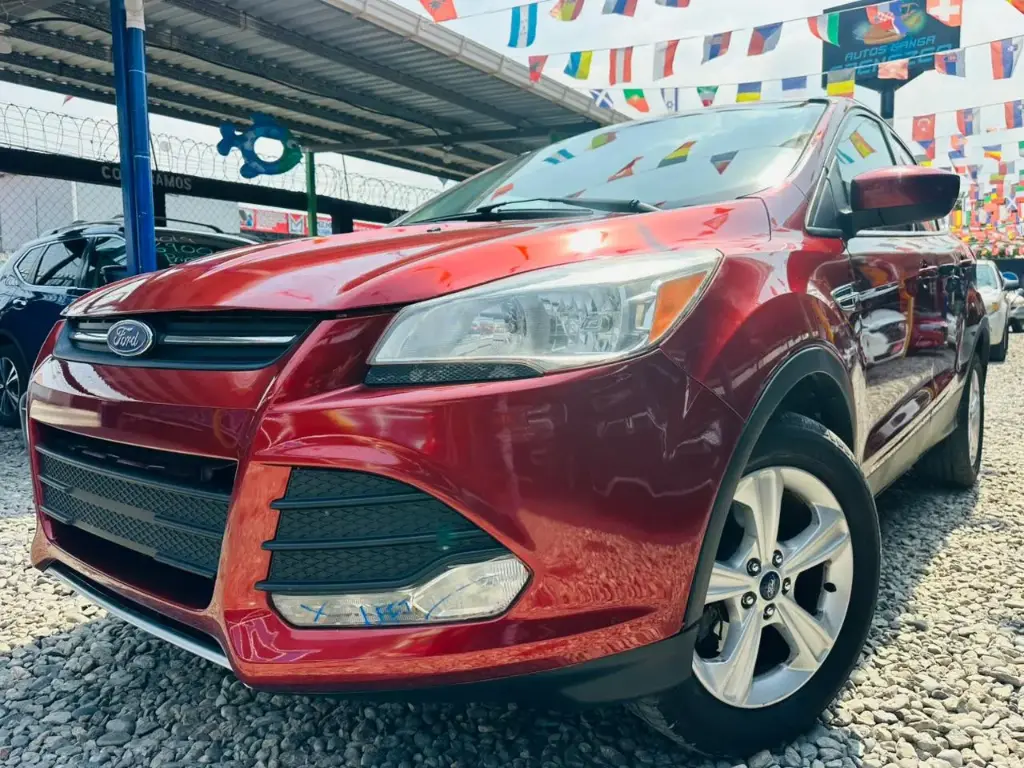 Ford Escape Rojo 4X4 2015 Automatico