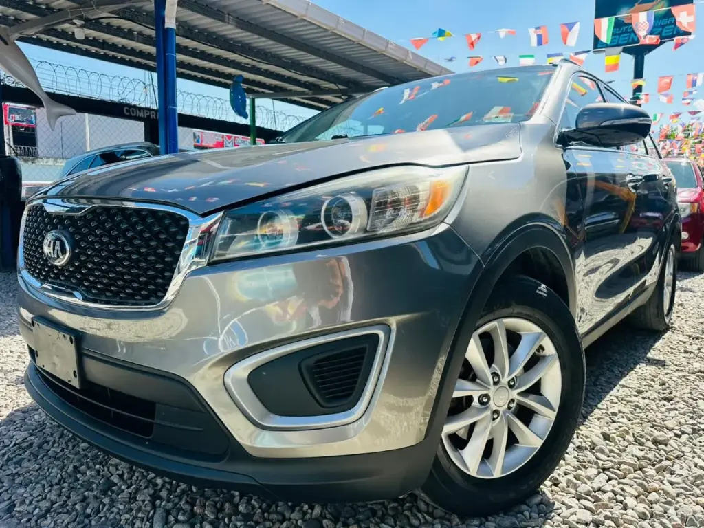 Kia Sorento Gris 4x4 2016 Automatico