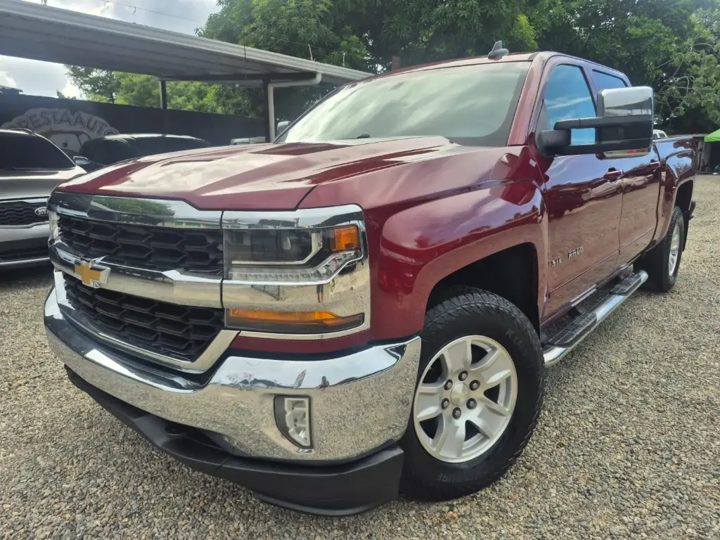 Chevrolet Silverado Rojo 4x4 2017 Automatico