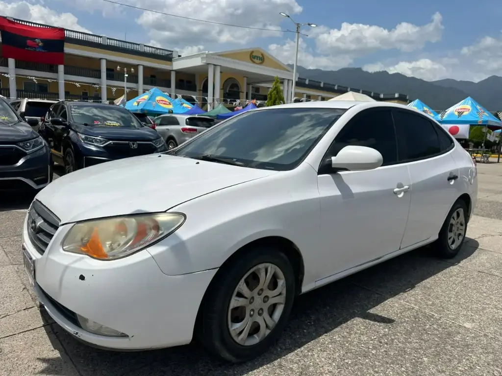 Hyundai Elantra Blanco 2010 Automatico