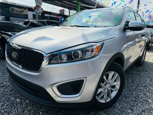 [JAU2596] Kia  Sorento Plateada 2016 Automatico