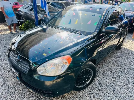 [HAW8334] Hyundai Accent Negro 2010 Mecanico