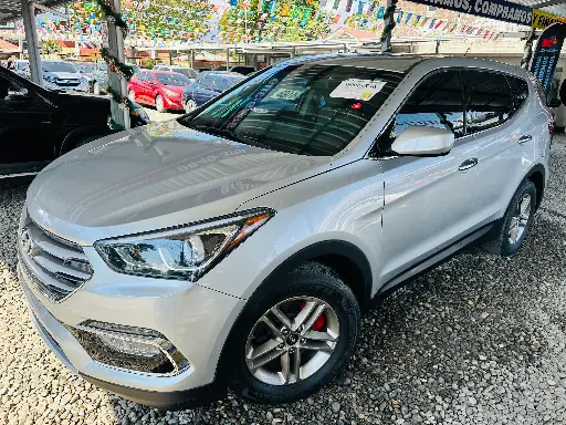 [JAU2803] Hyundai Santa Fe Plateado 2018 Automatico