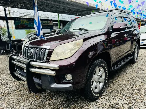 [HBN2455] Toyota L.C Prado Rojo Oscuro Mica 2011 Automatico