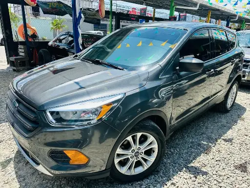 [JAV8479] Ford Escape Gris 2017 Automatico