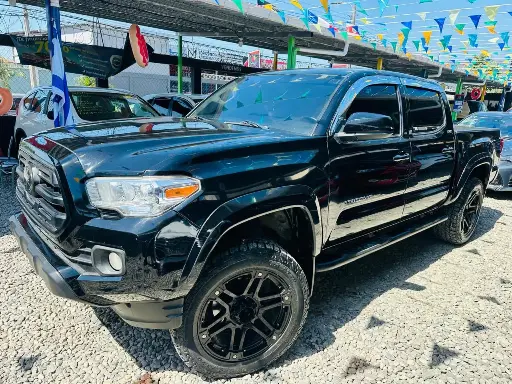 [HDO4696] Toyota Tacoma Negro 2019 Automatico