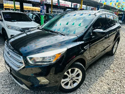 [HBK3231] Ford Escape Negro 2018 Automatico