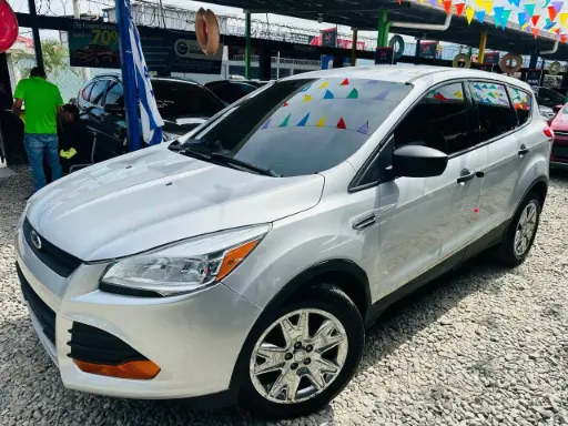 [JAZ1901] Ford Escape Plateado 2015 Automatico