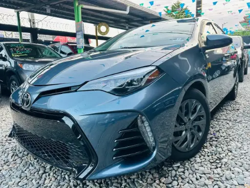 [JAZ2326] Toyota Corolla Gris 2017 Automatico