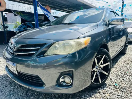 [HAY0547] Toyota Corolla Gris 2013 Automatico