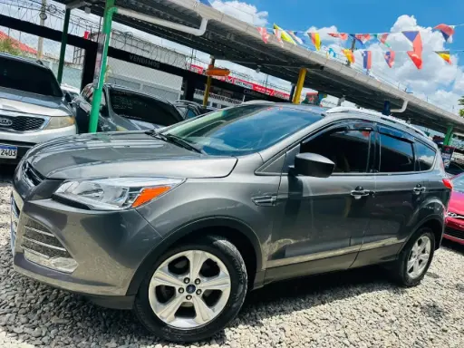 [JDM0537] Ford Escape Gris 2014 Automatico