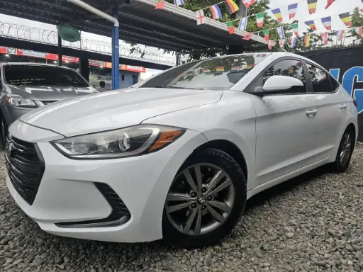 [JDJ3928] Hyundai Elantra Blanco 2017 Automatico
