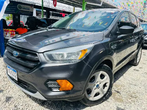 [HAG6332] Ford Escape Gris 2017 Automatico